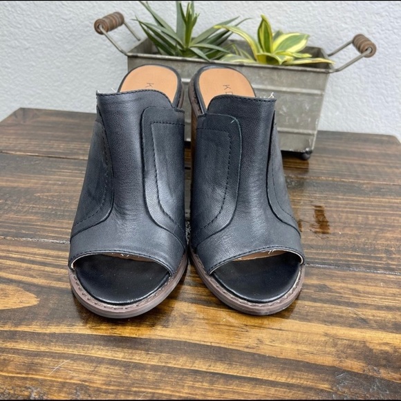 Kelsi Dagger Shoes - Kelsi Dagger KDB Stacked Heel Mules sz 6.5